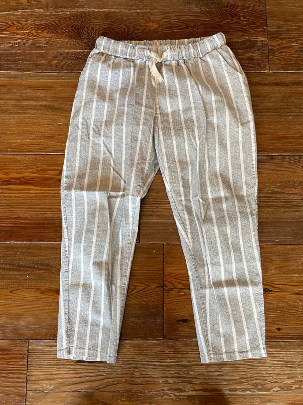 🇰🇷 KOREAN BRAND Noul Lightweight Drawstring Waist Pants Grey Cream Stripes Small